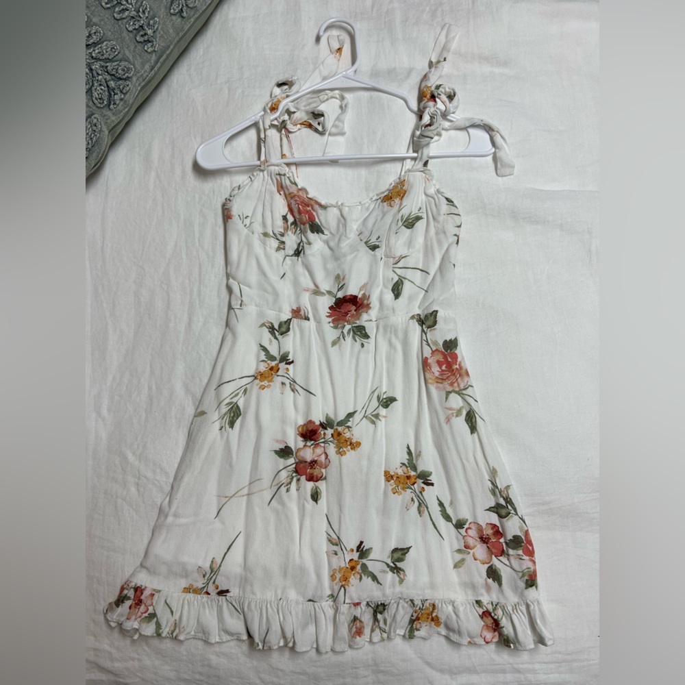 White floral mini dress